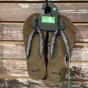 Sanuk Black/Tan Fraidy Jute Sandals